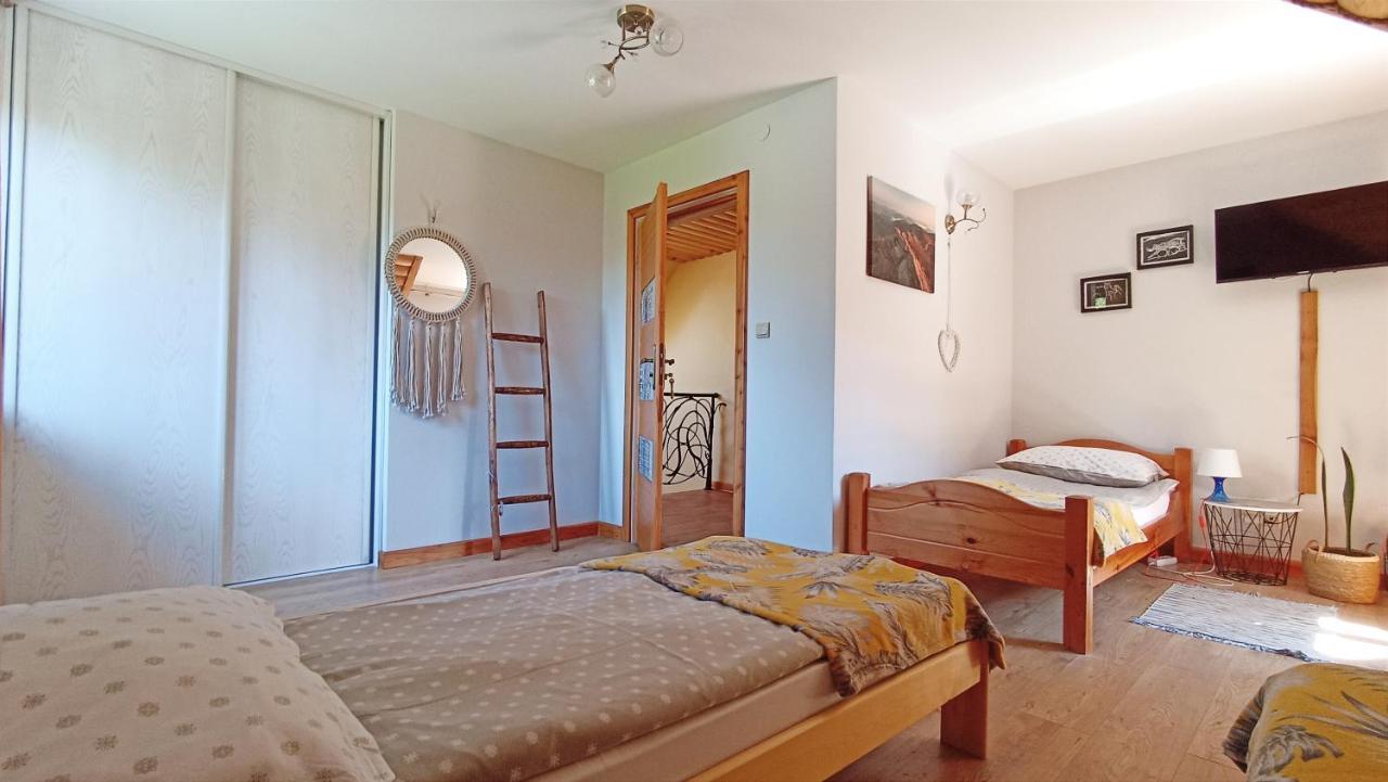 ルトビスカ Zacisze Drwalaゲストハウス 部屋 写真
